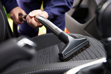 car vacum cleaning services